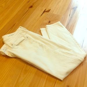 Gap White Skinny Jeans Size 28/6P